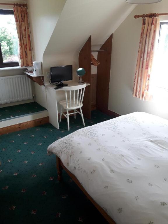 Cedar Lodge room 2