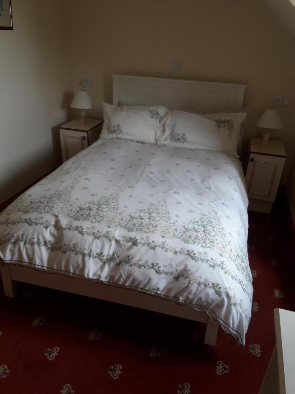 Cedar Lodge room 3